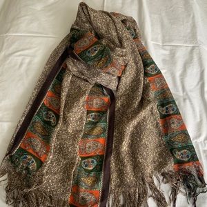 Wool mix beautiful large wrap/shawl/scarf in small floral print.paisley …